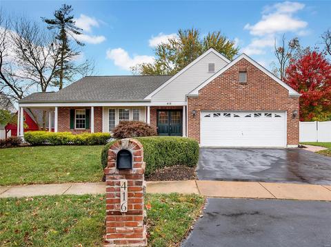 416 Kacey, Ballwin, MO 63021 photo 2