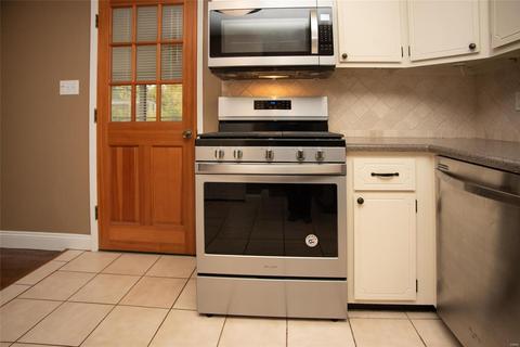 307 Wembley, Manchester, MO 63021 photo 8