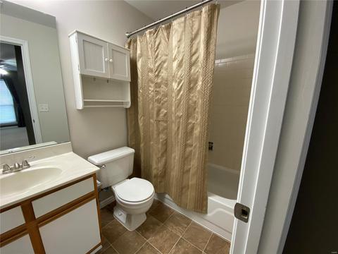 1335 Crossings #C, Ballwin, MO 63021 photo 16