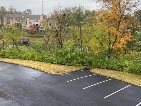 1335 Crossings #C, Ballwin, MO 63021 photo 24