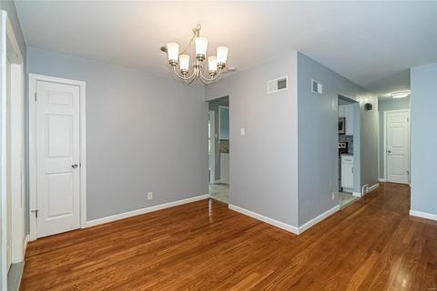 449 Radford Ln, Ballwin, MO 63021 photo 10