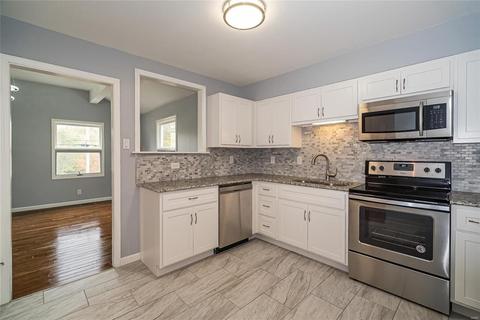 449 Radford Ln, Ballwin, MO 63021 photo 7