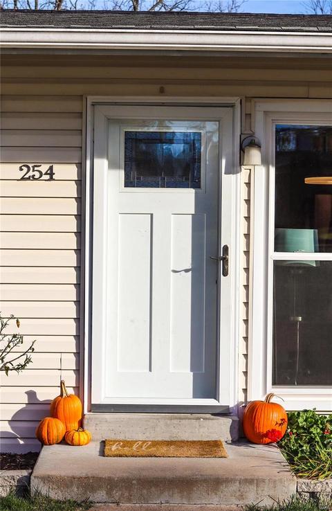 254 E Skyline, Ballwin, MO 63011 photo 3