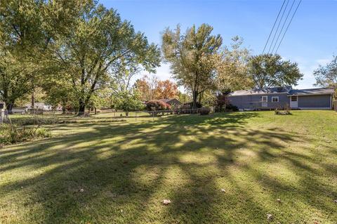 607 Nancy Pl, Ballwin, MO 63021 photo 4