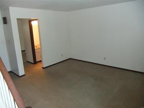 300 Wolfner, Fenton, MO 63026 photo 2