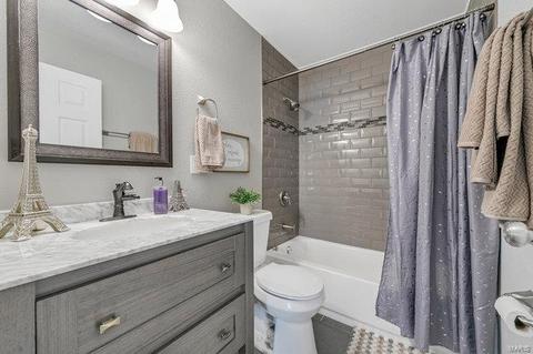 424 Iron Lantern Dr, Ballwin, MO 63011 photo 25