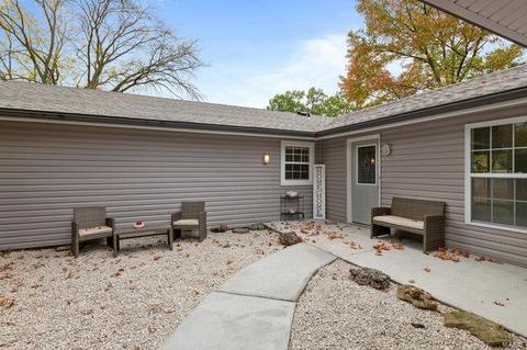 424 Iron Lantern Dr, Ballwin, MO 63011 photo 3