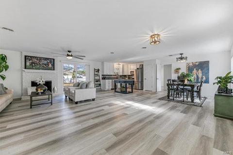 424 Iron Lantern Dr, Ballwin, MO 63011 photo 5