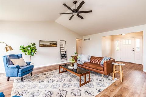 1804 Summitview Dr, Saint Charles, MO 63303 photo 9