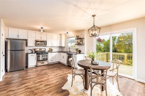1804 Summitview Dr, Saint Charles, MO 63303 photo 8