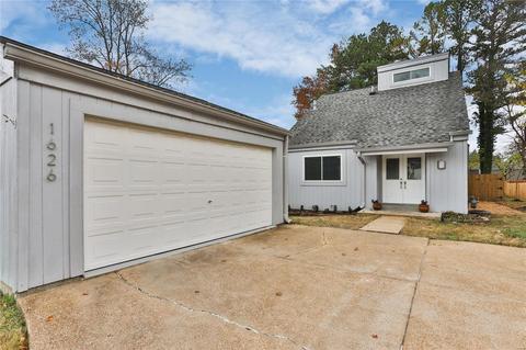 1626 Award Dr, Manchester, MO 63021 photo 2