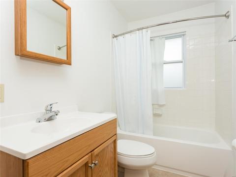 11141 Morrow Dr, Saint Ann, MO 63074 photo 16