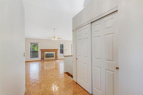 412 Johanna Place Dr, Ballwin, MO 63021 photo 4
