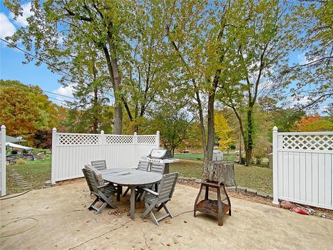 129 Romine Cir, Ballwin, MO 63011 photo 8