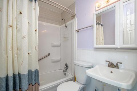 1010 Savoy, Manchester, MO 63011 photo 22