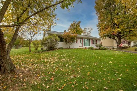 1010 Savoy, Manchester, MO 63011 photo 1