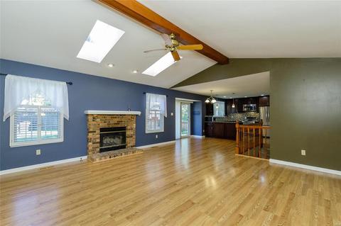 1218 Saddlemaker Dr, Saint Charles, MO 63304 photo 7