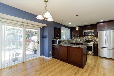 1218 Saddlemaker Dr, Saint Charles, MO 63304 photo 9