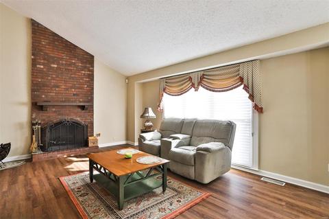 1293 Mautenne Dr, Manchester, MO 63021 photo 2