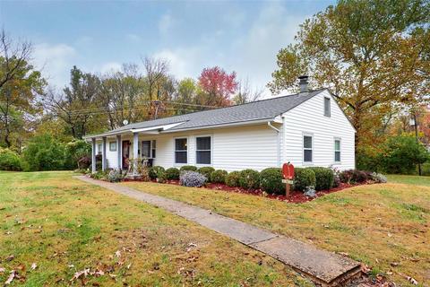 236 Highview, Ballwin, MO 63011 photo 2