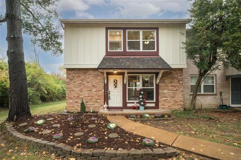 13342 Hiddencrest Ln, Ballwin, MO 63021 photo 1