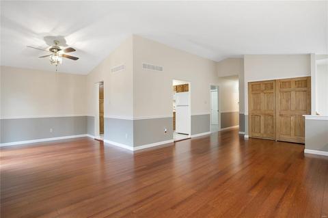 1024 Hollyleaf Ct, Ballwin, MO 63021 photo 8