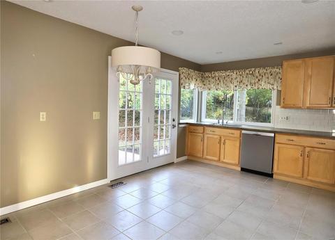 5 Timberstone Ct, Manchester, MO 63021 photo 4