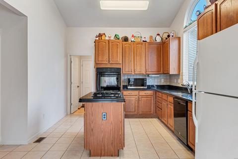 6 Meramec Bluffs Ct, Eureka, MO 63025 photo 17