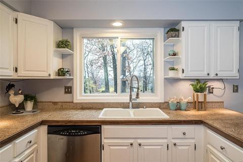 524 Shadowridge Dr, Wildwood, MO 63011 photo 8