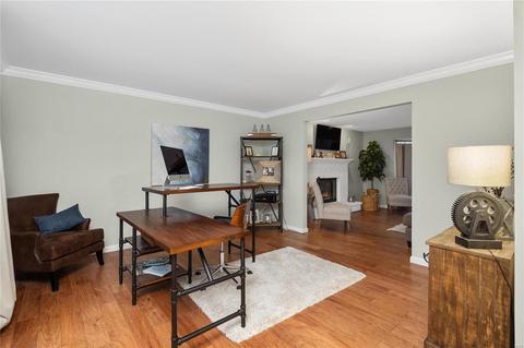 111 Waldens Oak Ct, Ballwin, MO 63011 photo 5
