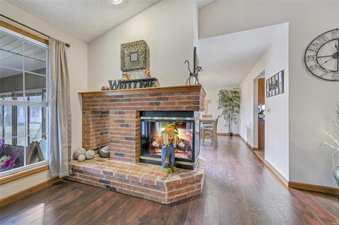 5213 Roanoke Dr, Weldon Spring, MO 63304 photo 9