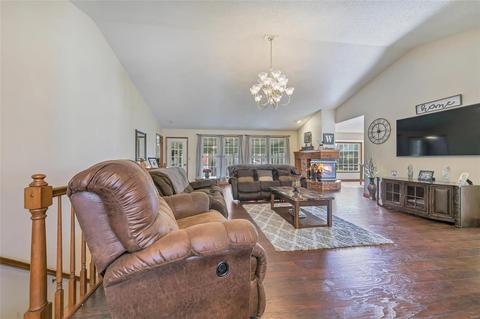 5213 Roanoke Dr, Weldon Spring, MO 63304 photo 5