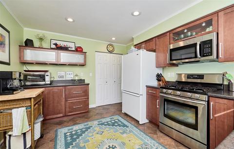 318 Statewood Dr, Ballwin, MO 63021 photo 7
