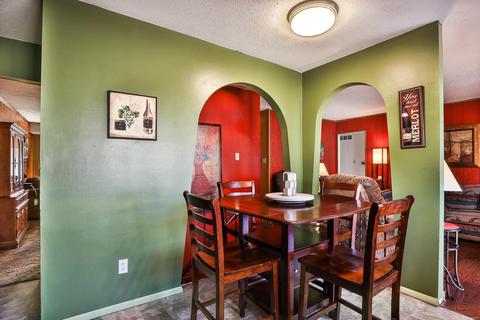 4143 Bridgehampton Dr, Saint Charles, MO 63304 photo 9