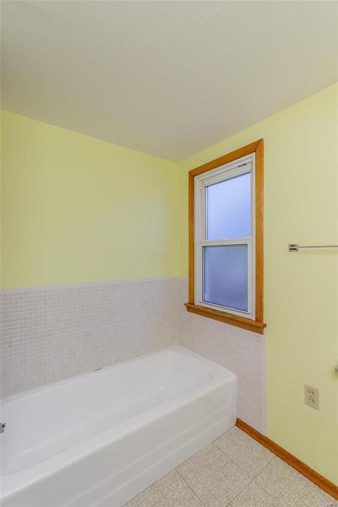 401 Westridge Dr, O'fallon, MO 63366 photo 17
