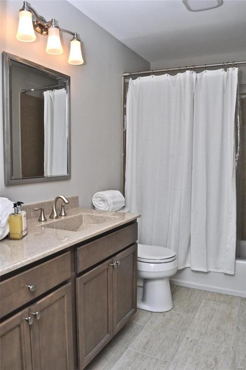 819 Dutch Mill Dr, Ballwin, MO 63011 photo 20