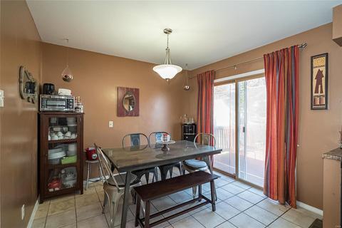 916 Glenmill Dr, Manchester, MO 63021 photo 6