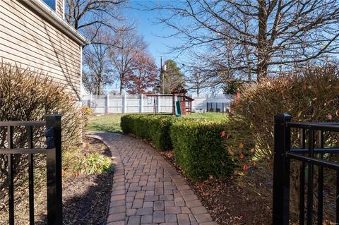 214 Pointe Lucerne Ct, Ballwin, MO 63011 photo 34