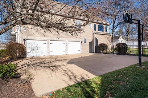 214 Pointe Lucerne Ct, Ballwin, MO 63011 photo 42