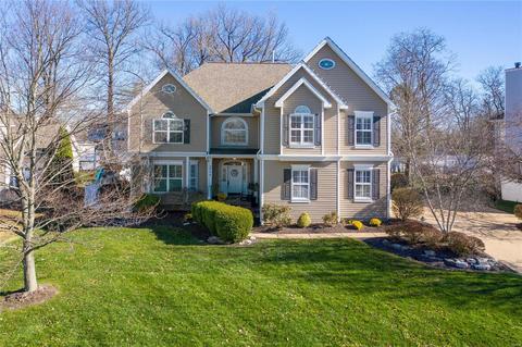 214 Pointe Lucerne Ct, Ballwin, MO 63011 photo 1