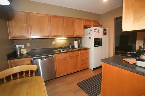 747 Knickerbacker, Manchester, MO 63021 photo 10