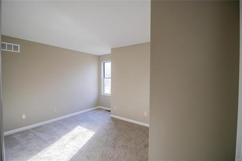 8 Schoolhouse Ct, O'fallon, MO 63368 photo 13