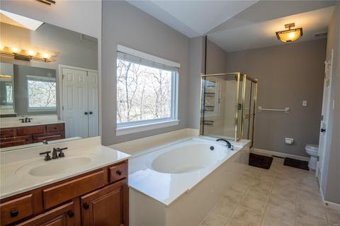 9351 Caddyshack Cir, Saint Louis, MO 63127 photo 17