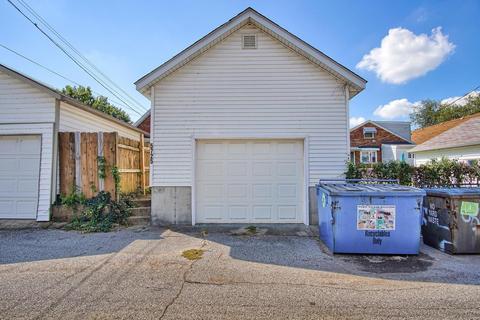 5725 Gresham Ave, Saint Louis, MO 63109 photo 23