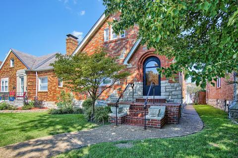 5725 Gresham Ave, Saint Louis, MO 63109 photo 1