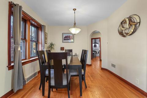 5725 Gresham Ave, Saint Louis, MO 63109 photo 8