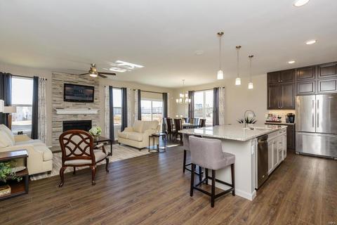 1537 Misty River Dr, O'fallon, MO 63366 photo 2