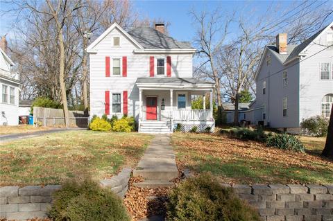 301 Carson Rd, Saint Louis, MO 63135 photo 1