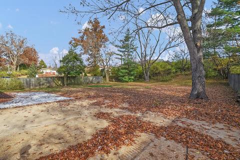 9 Chevington Ct, Ballwin, MO 63011 photo 23