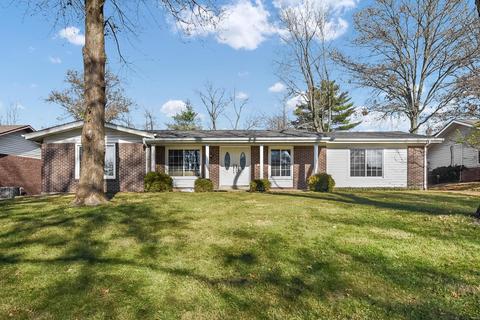 9 Chevington Ct, Ballwin, MO 63011 photo 1